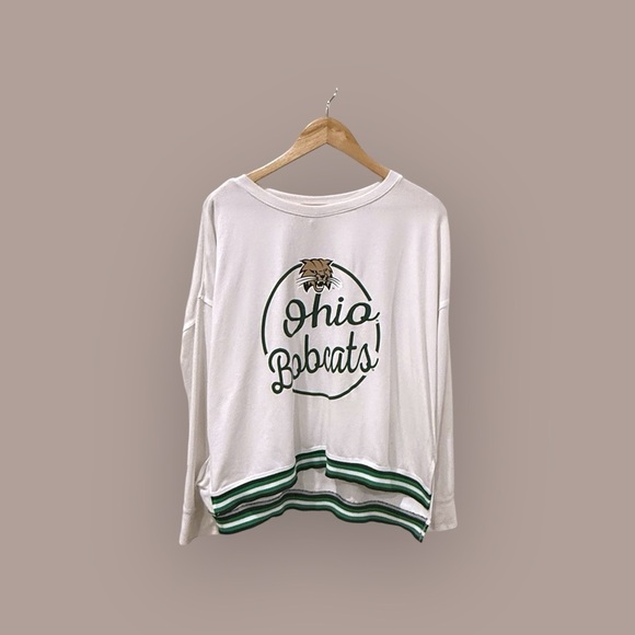 Tops - Ohio Bobcats White and Green Sweatshirt